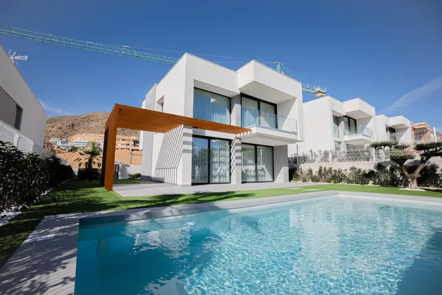 Nieuwbouwvilla met privézwembad en zeezicht in Finestrat, Finestrat