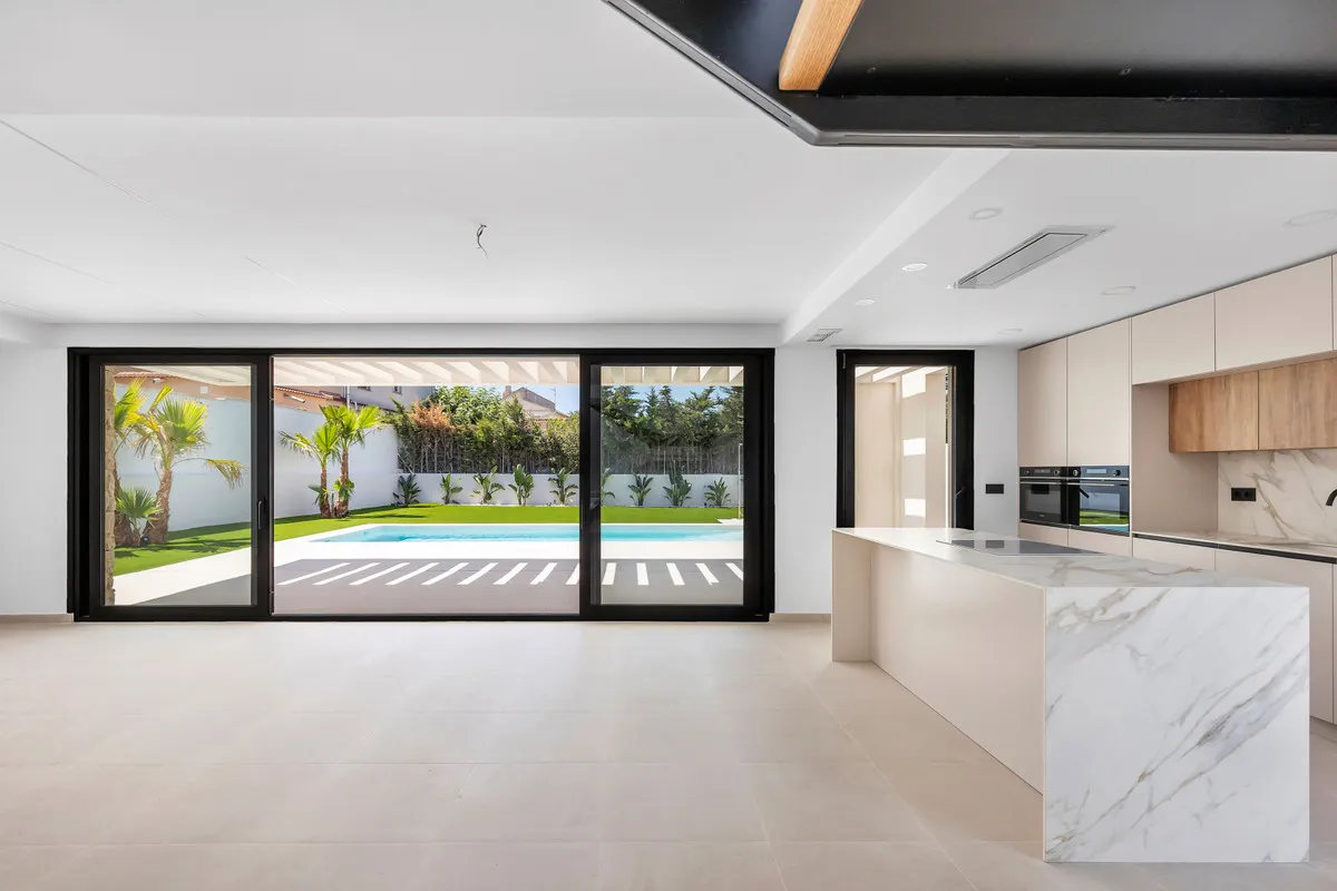 Nieuwbouwvilla met privézwembad en 4 slaapkamers in Torrevieja, foto 3
