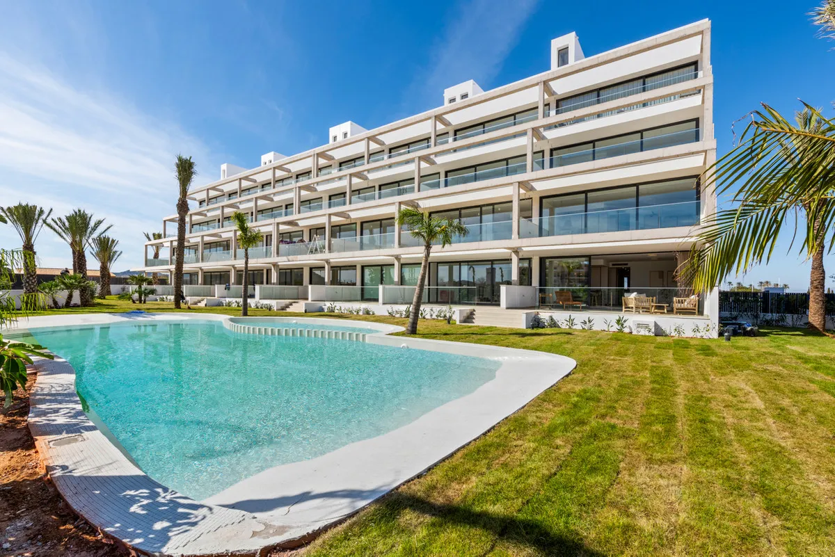 Nieuwbouwappartement met zeezicht en zwembad in Cartagena, foto 1