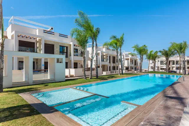 Nieuwbouwappartementen met uitzicht op de zoutmeren in Torrevieja, Torrevieja