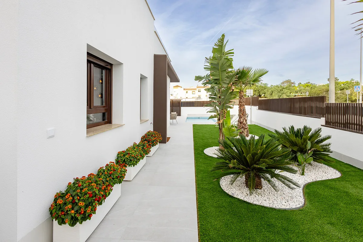 Nieuwbouwvilla met privézwembad en tuin in Orihuela, foto 2