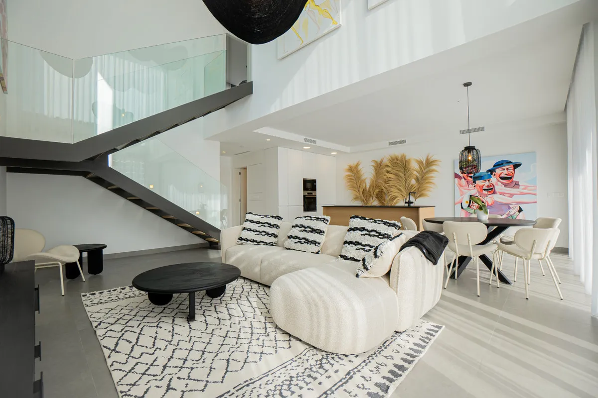 Nieuwbouwvilla met privézwembad en zeezicht in Finestrat, foto 3