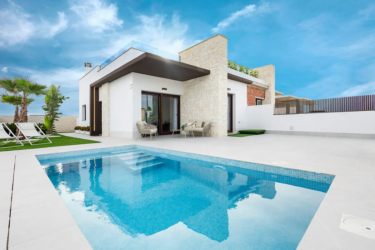 Nieuwbouwvilla met privézwembad en tuin in Orihuela, foto 1