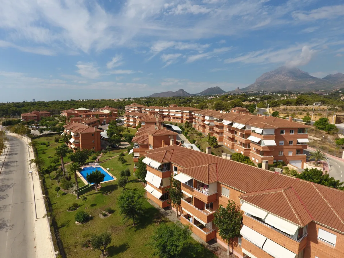 Nieuwbouwappartementen voor 65-plussers in L’Alfàs del Pi, foto 2