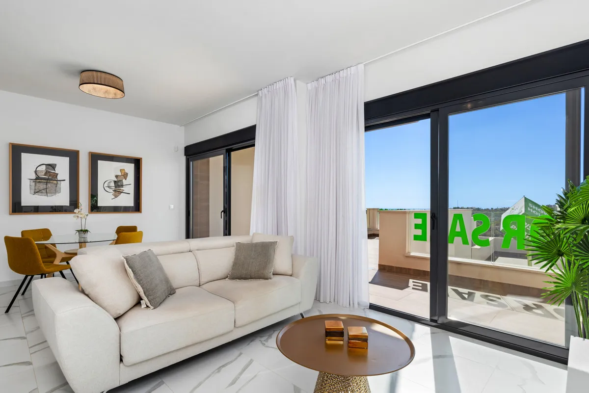 Nieuwbouwvilla's met privézwembad en zeezicht in San Miguel de Salinas, foto 3