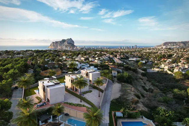 Nieuwbouwvilla met privézwembad en tuin in Calp, Calp