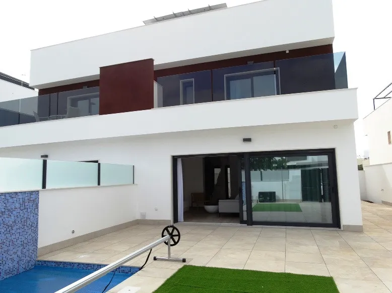 Nieuwbouwvilla's met privézwembad in Torre de la Horadada, foto 1