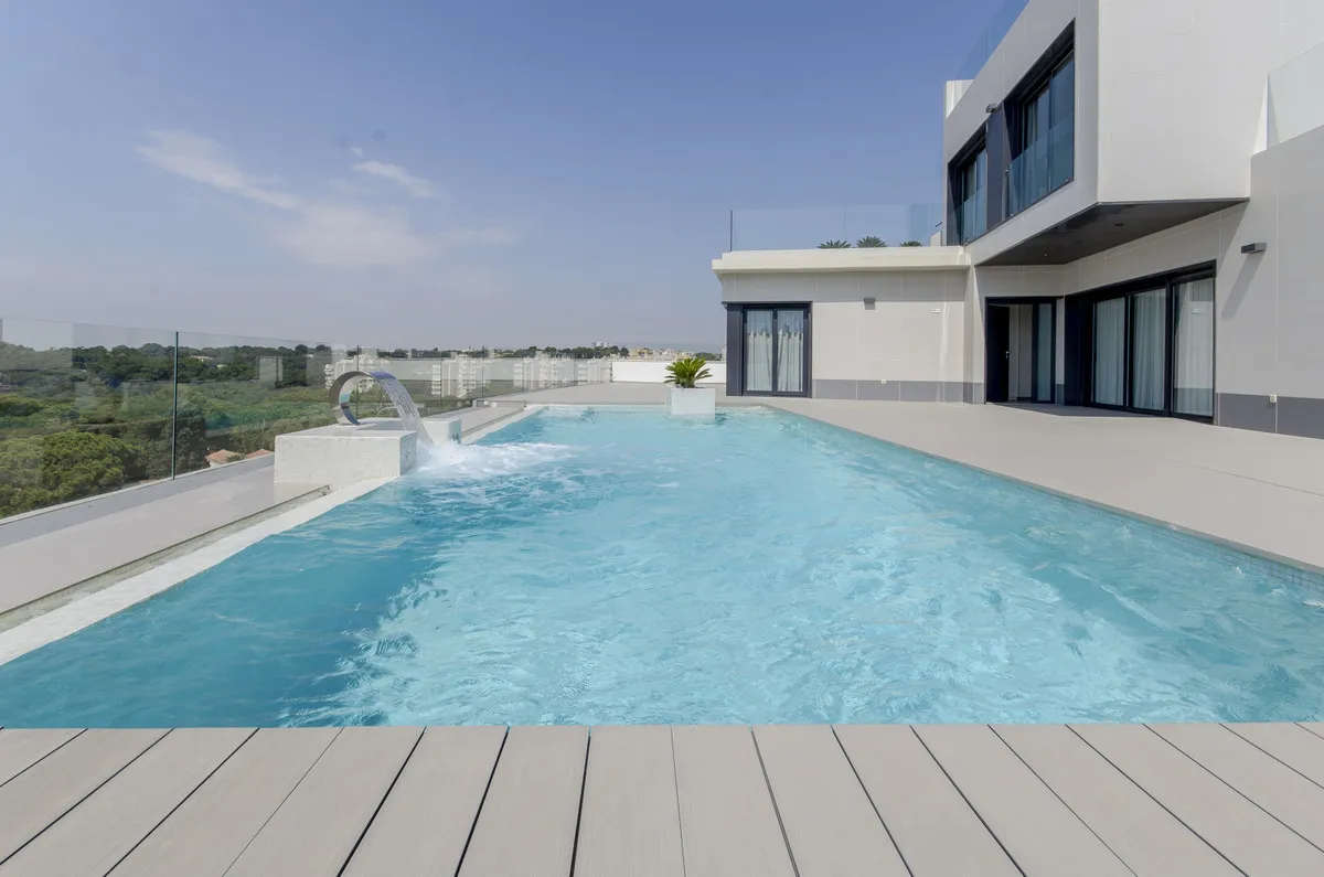 Nieuwbouwvilla's met zeezicht in Dehesa de Campoamor, Orihuela, foto 2