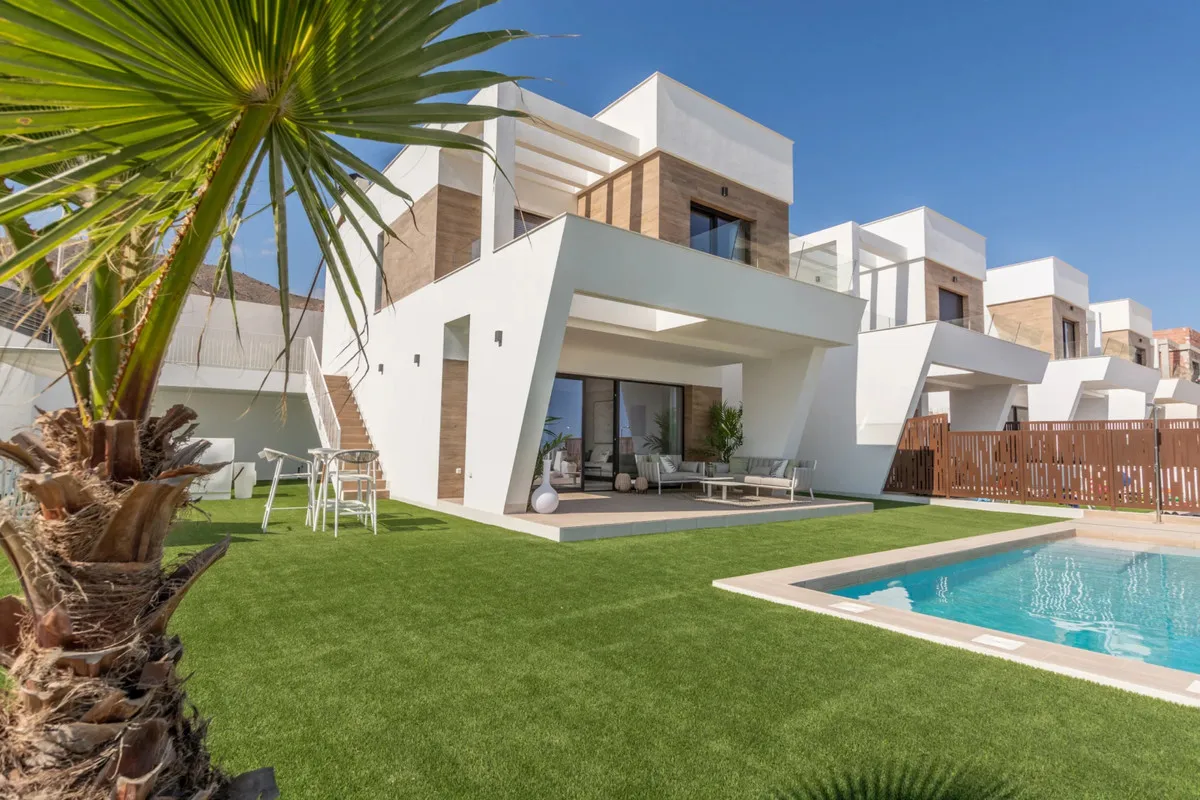 Nieuwbouwvilla met privézwembad en zeezicht in Finestrat, foto 2