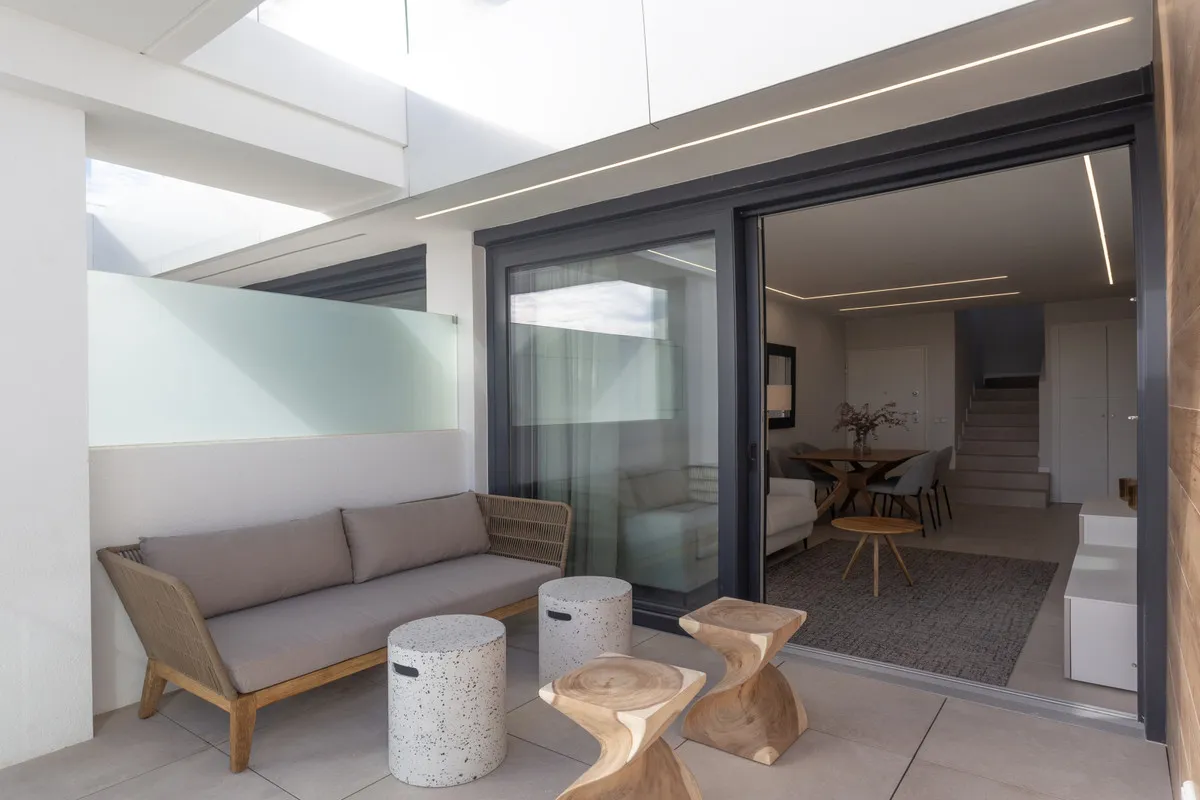 Nieuwbouwappartementen met zeezicht en zwembad in Dénia, foto 3